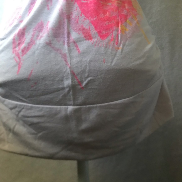 beautiful edge t-shirt size S white color with beautiful design - Picture 7 of 9